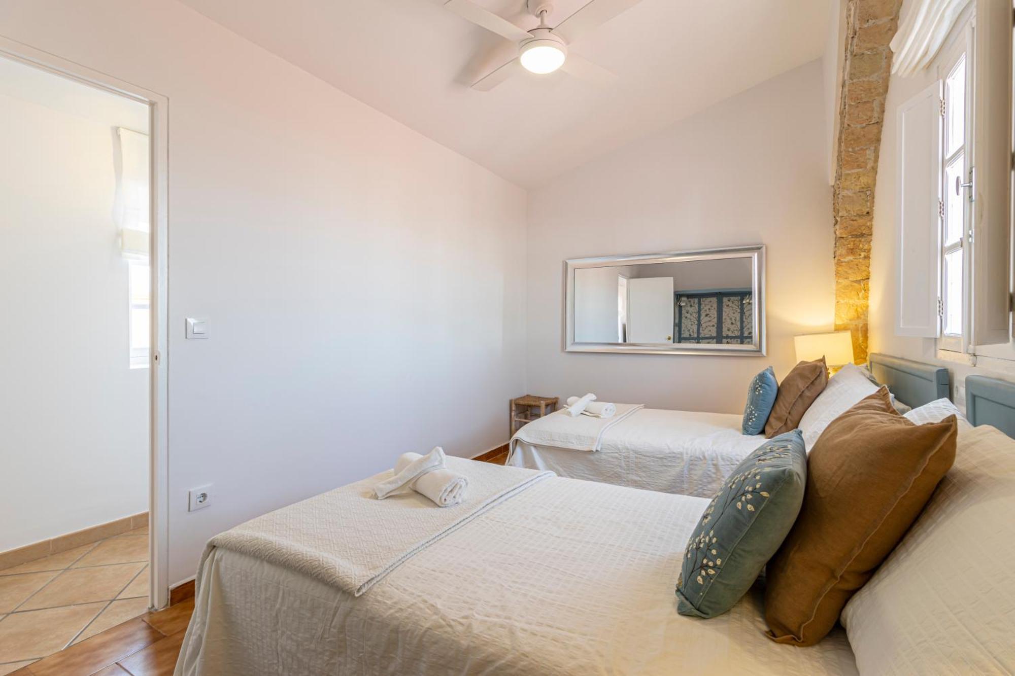 Atico La Casa Rosa - Parking Opcional Apartment Jerez de la Frontera Ngoại thất bức ảnh